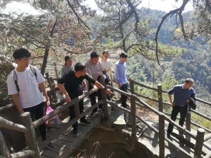 文旅投公司組織開(kāi)展銅鑼寨景區(qū)總體規(guī)劃編制調(diào)研工作