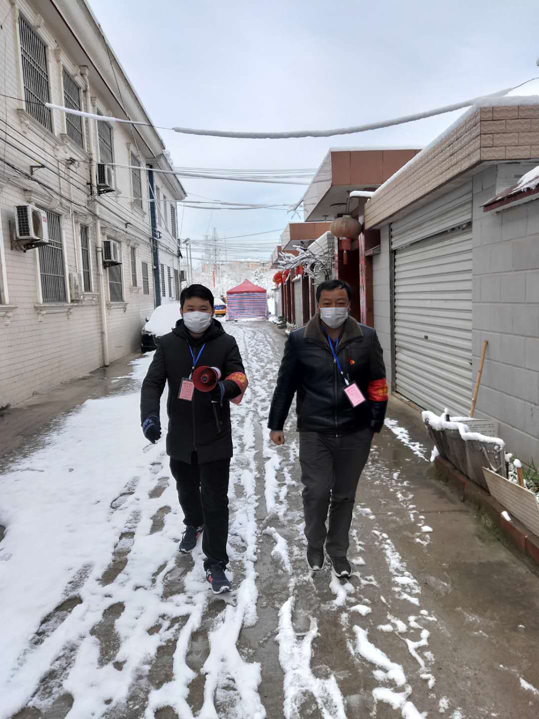 不懼病毒守一線，國投志愿沖在前