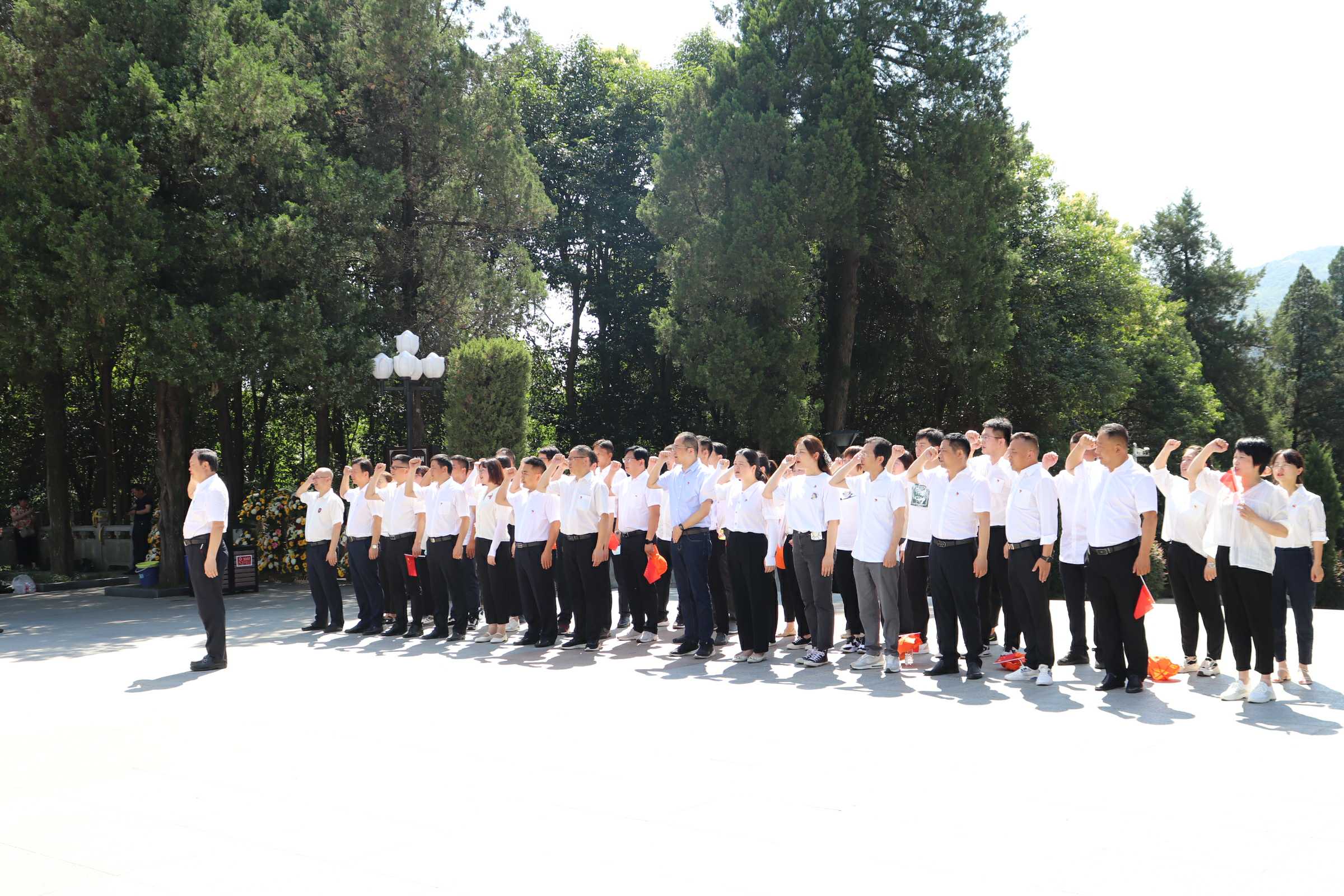 國投集團(tuán)與徽商銀行聯(lián)合開展主題黨日活動