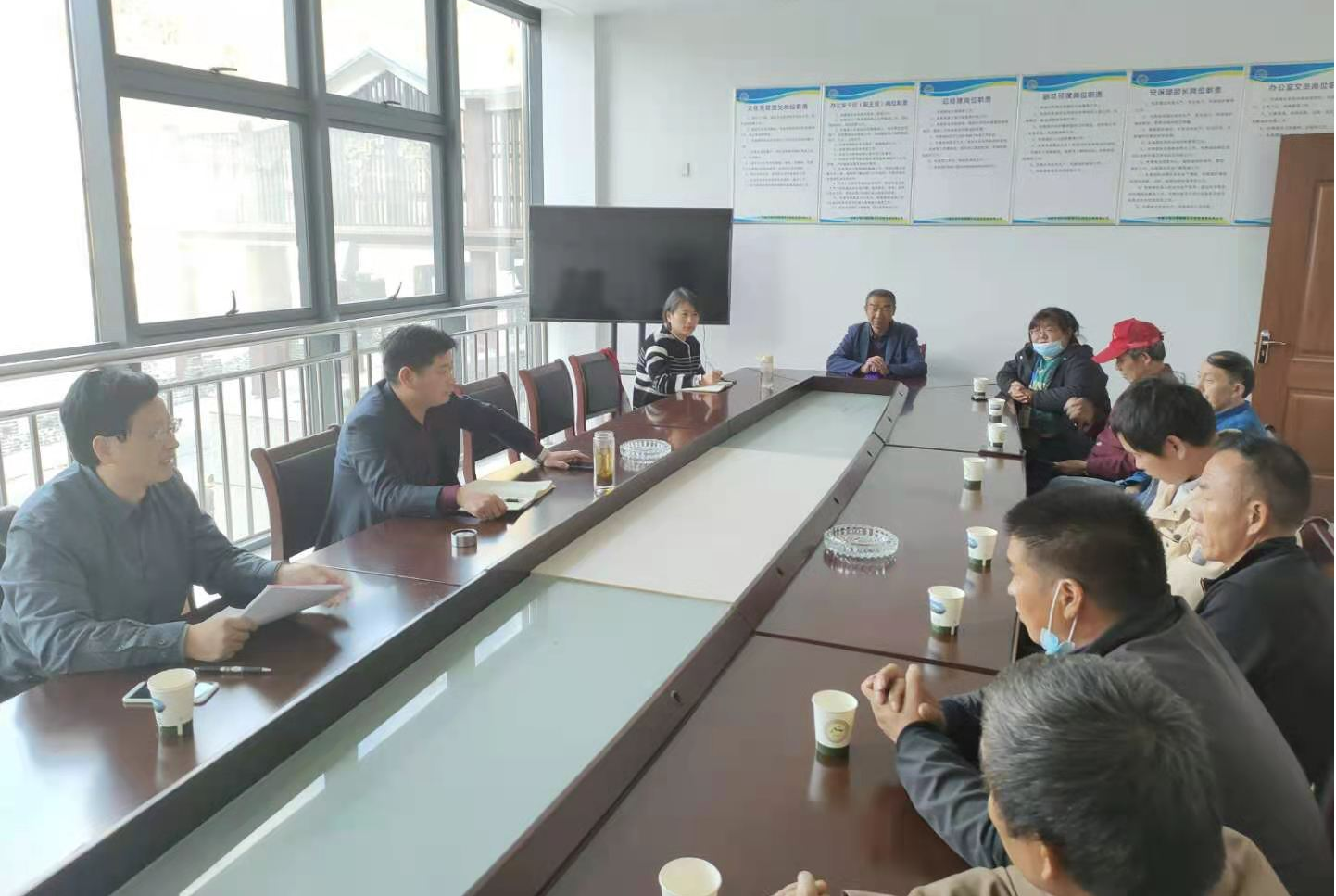 銅鑼寨景區(qū)召開(kāi)安全生產(chǎn)暨護(hù)林防火工作會(huì)議