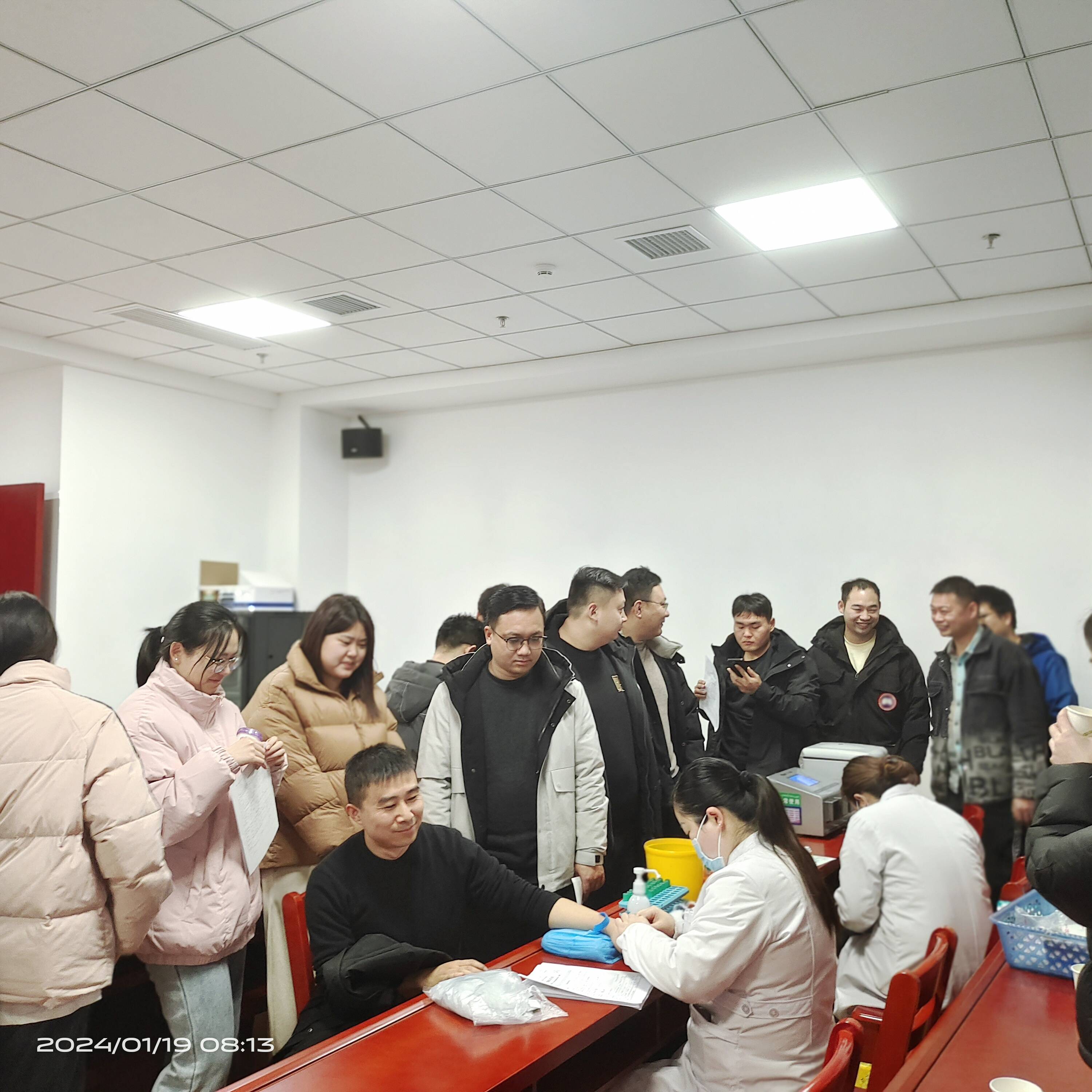 大別山國(guó)投集團(tuán)開展無(wú)償獻(xiàn)血活動(dòng)