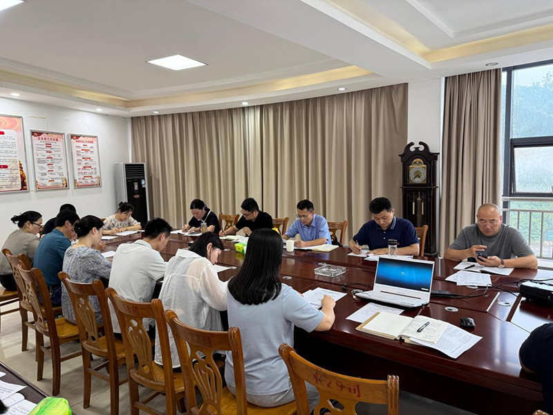 清源供水公司黨支部組織開(kāi)展專(zhuān)題黨課暨主題黨日活動(dòng)